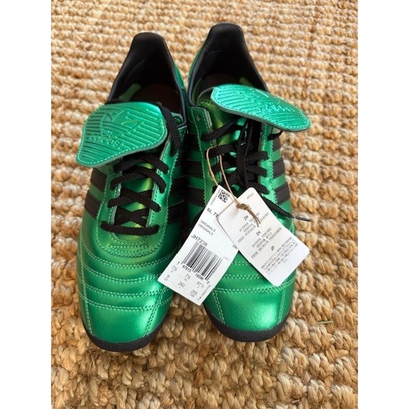 adidas Shoes - Adidas Samba Classic Soccer Cleats Green Metallic FG US 9 Women